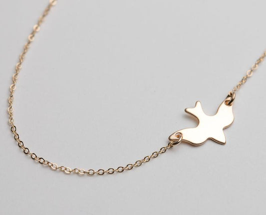 DOVE NECKLACE - Concordia Style Boutique