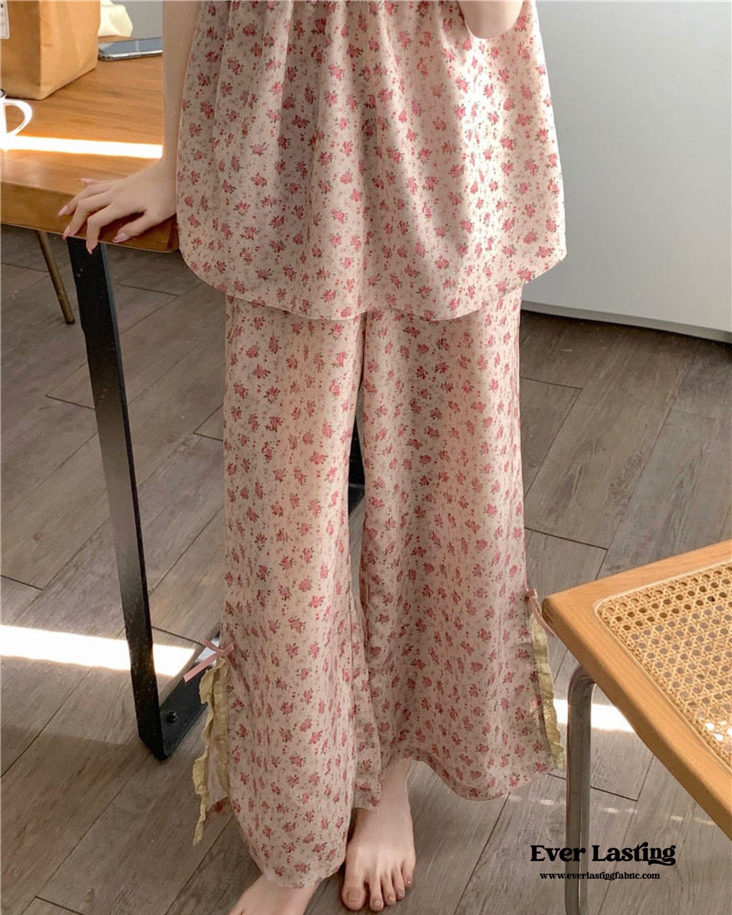 Sophie Pastoral Floral Pajama Set / Red
