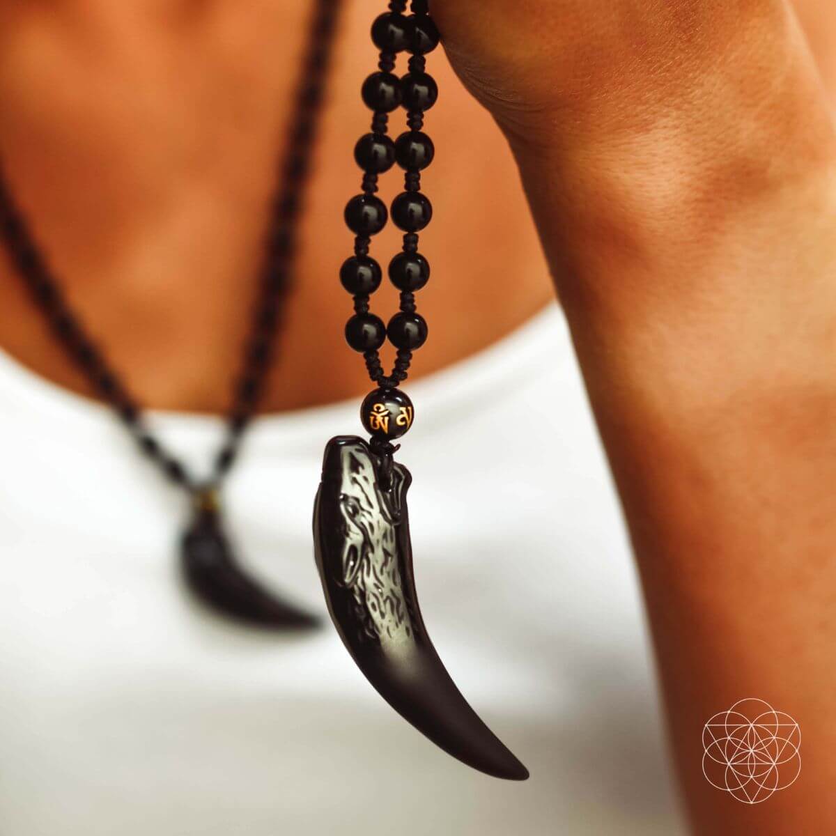 The Obsidian Wolf Pendant - Concordia Style Boutique
