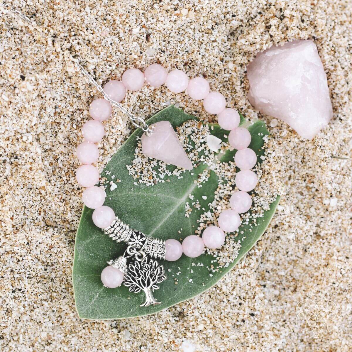 The Rose Quartz Healing Crystal Set - Concordia Style Boutique