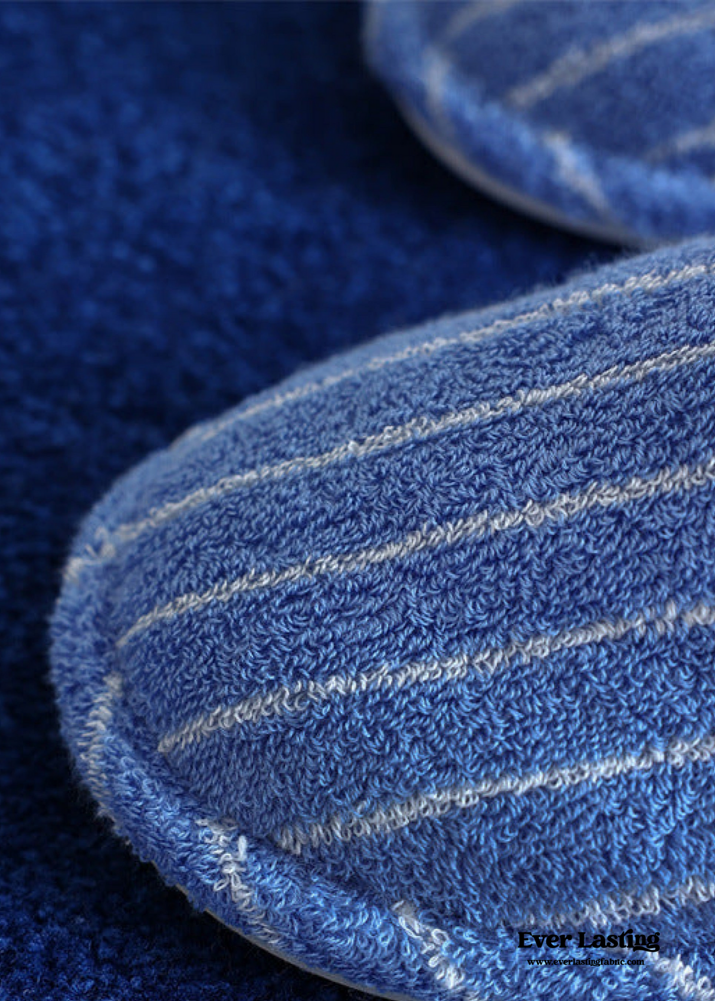 Thin Striped House Slippers / White