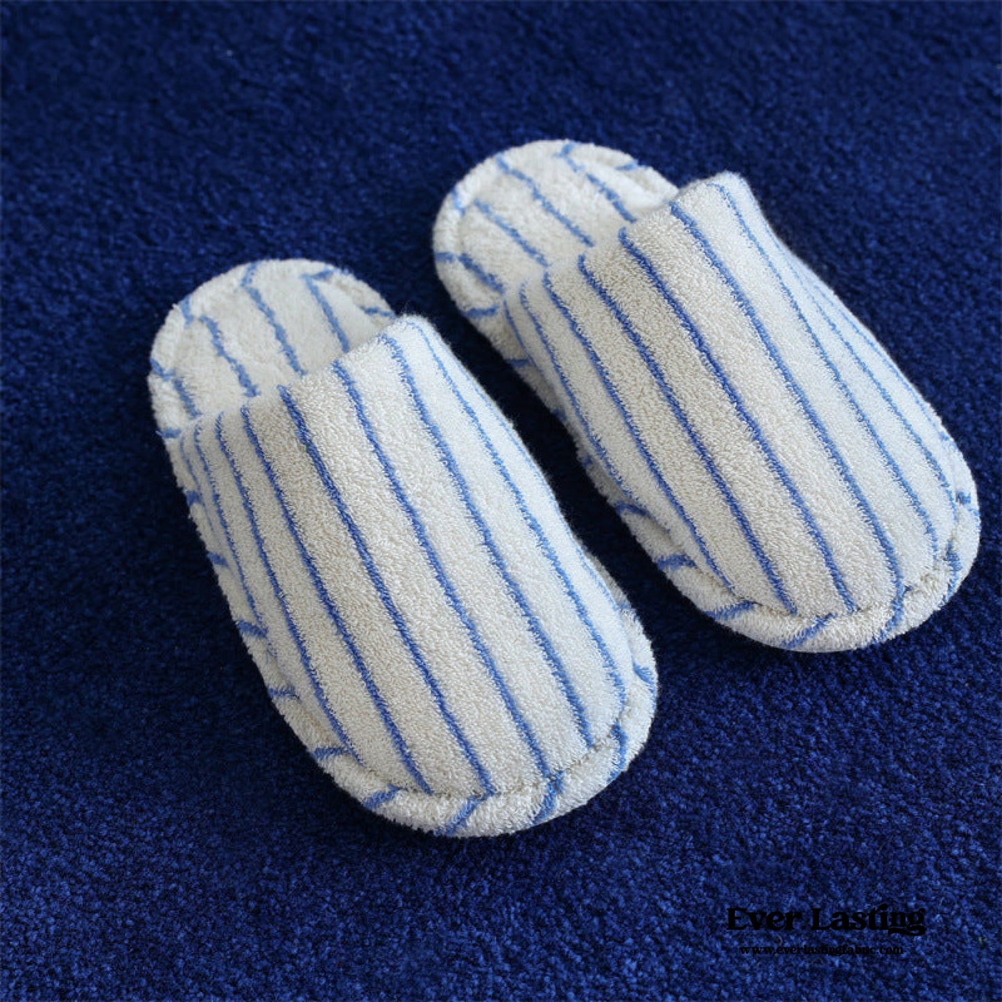 Thin Striped House Slippers / White