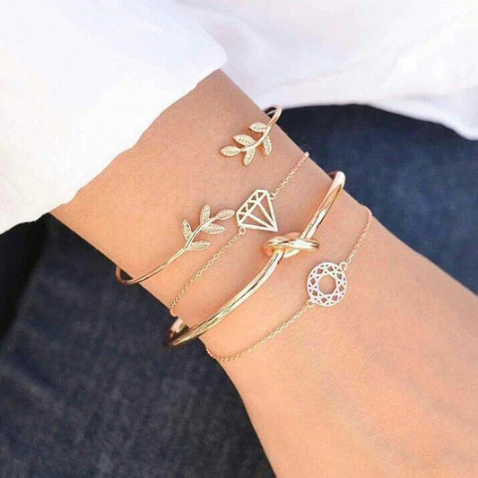GOLDEN BRACELET SET (ADJUSTABLE) - Concordia Style Boutique