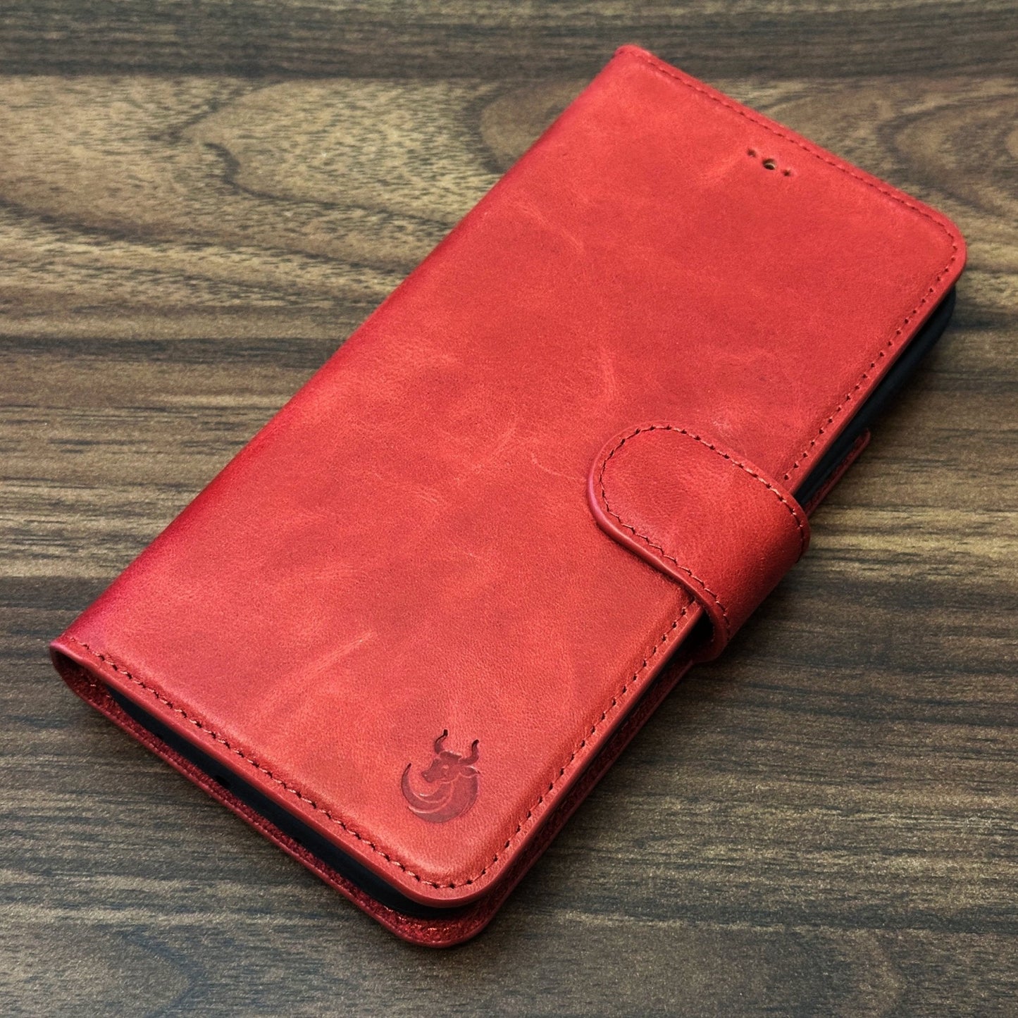 Vegas Premium Leather iPhone 15 Pro Wallet Case with MagSafe | Detachable RFID Blocking Luxury Wallet - Concordia Style Boutique