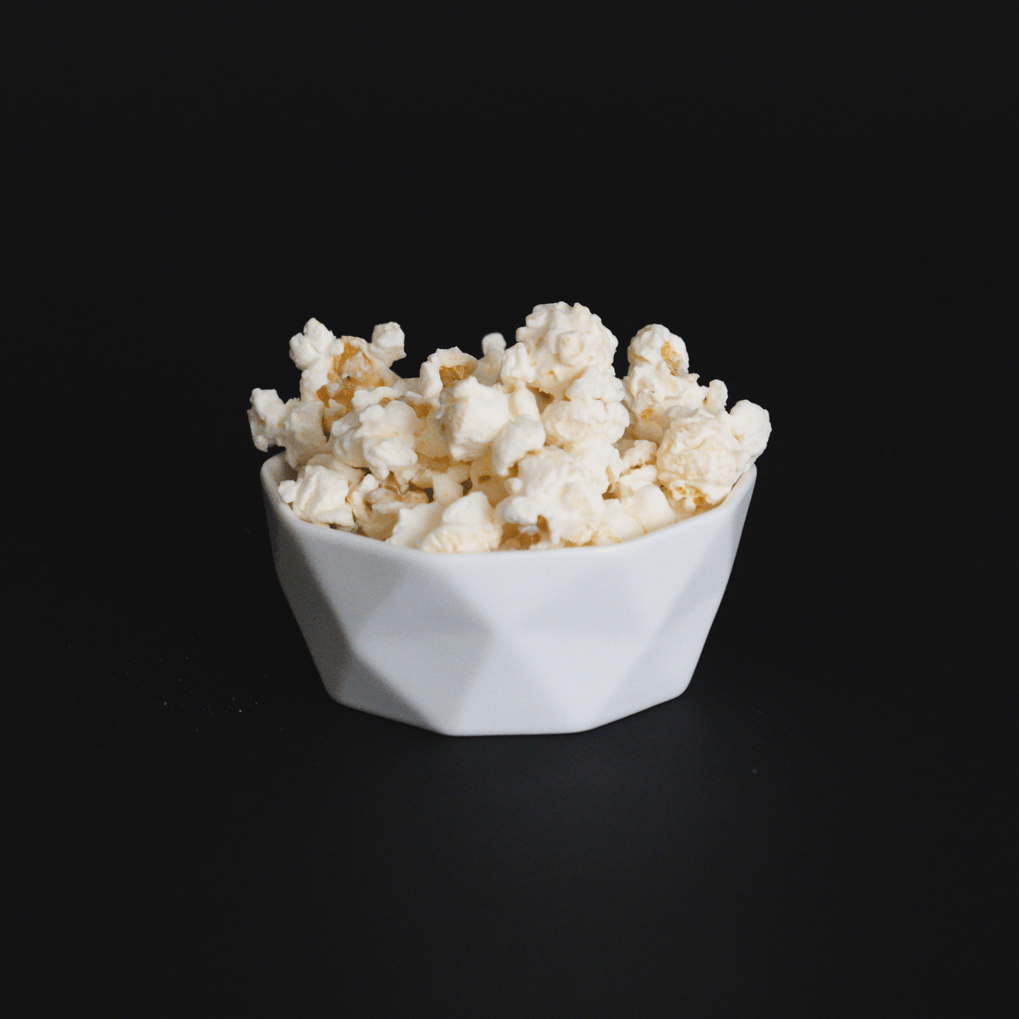 White Chocolate Popcorn - Concordia Style Boutique