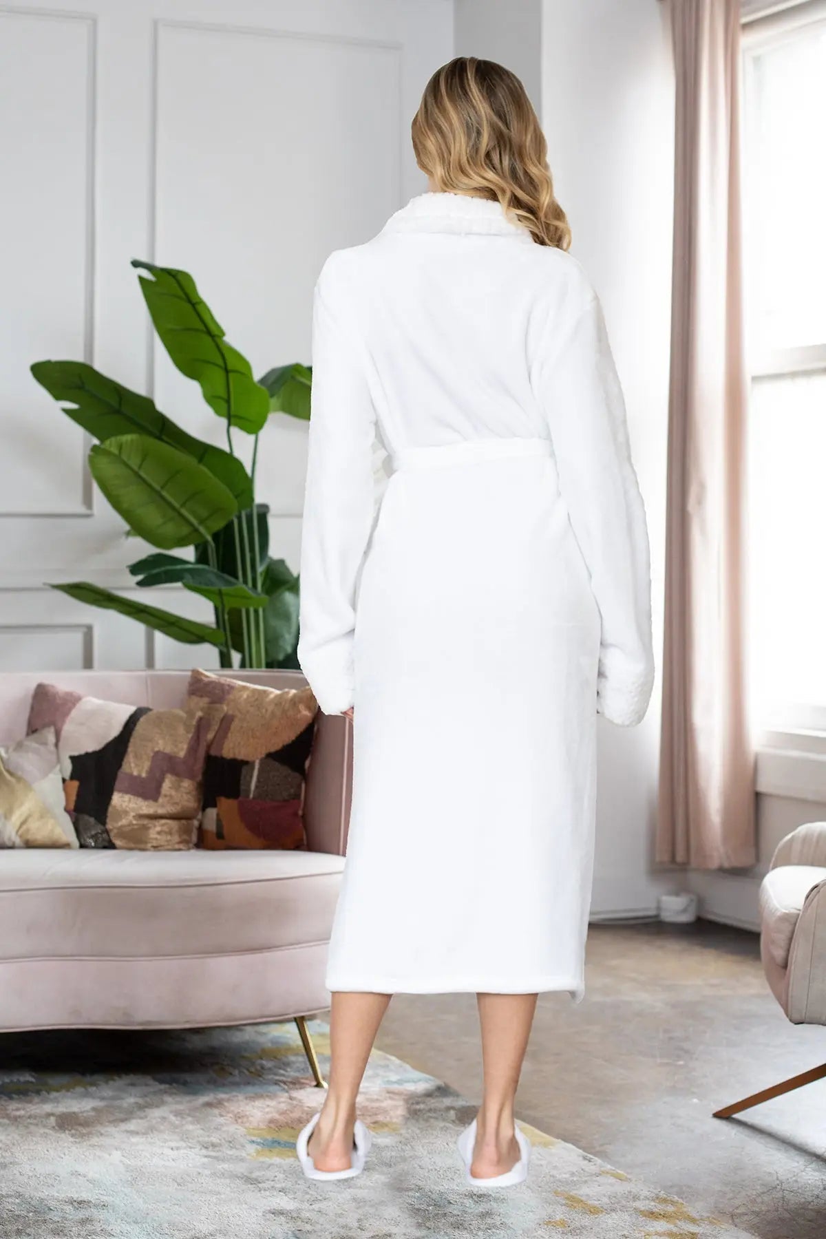 Women's Ultra Soft Plush Bathrobe - Concordia Style Boutique