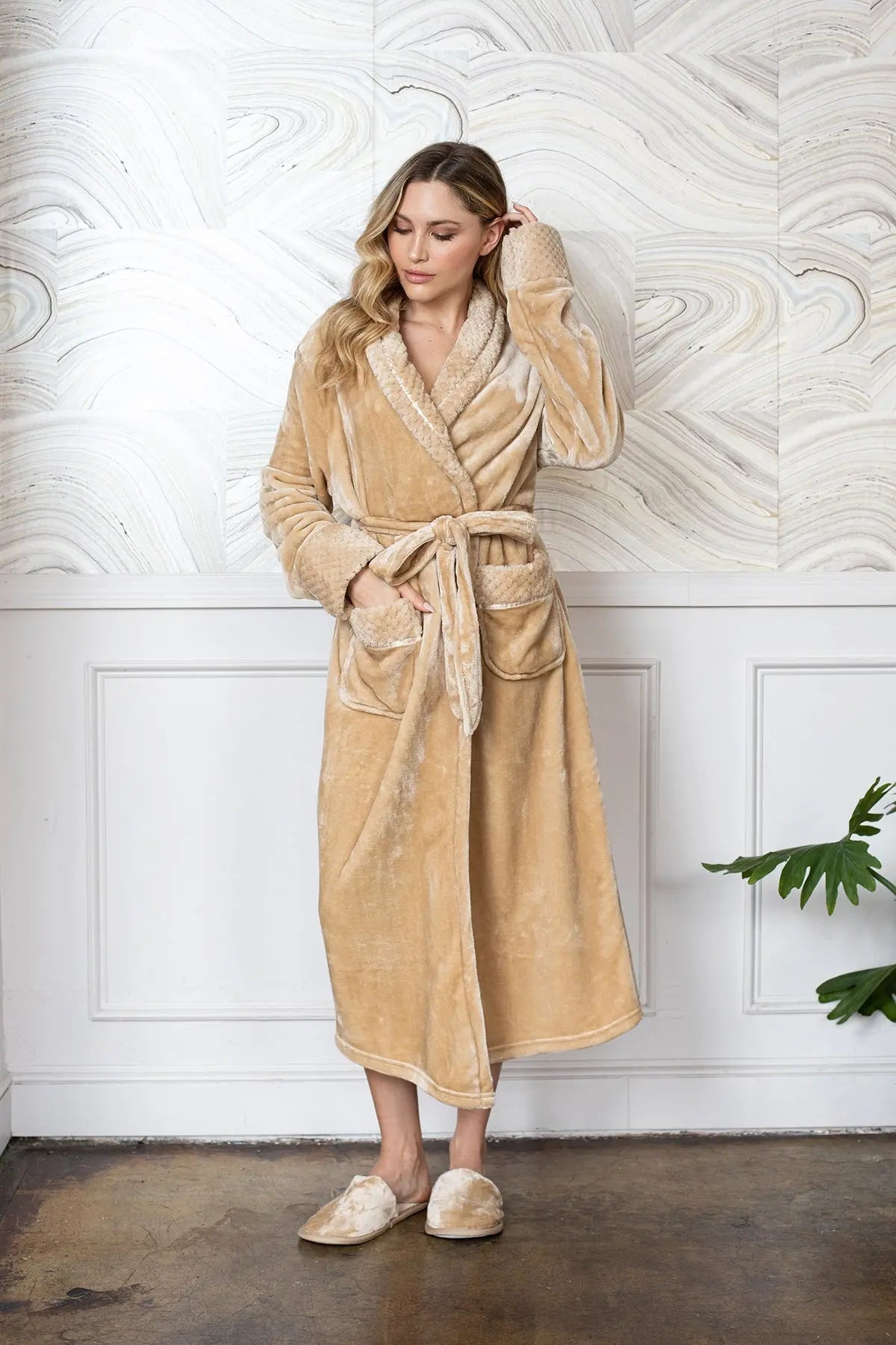 Women's Ultra Soft Plush Bathrobe - Concordia Style Boutique