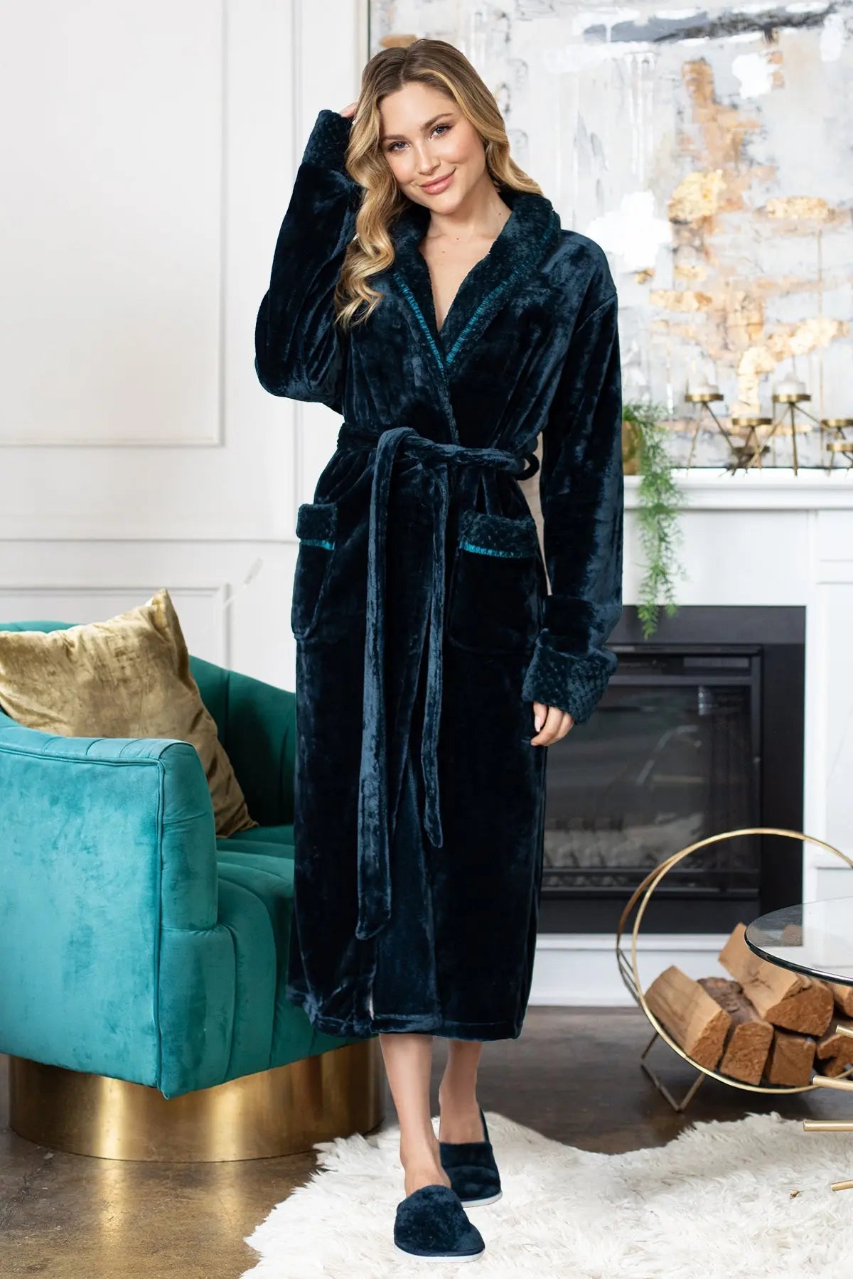 Women's Ultra Soft Plush Bathrobe - Concordia Style Boutique